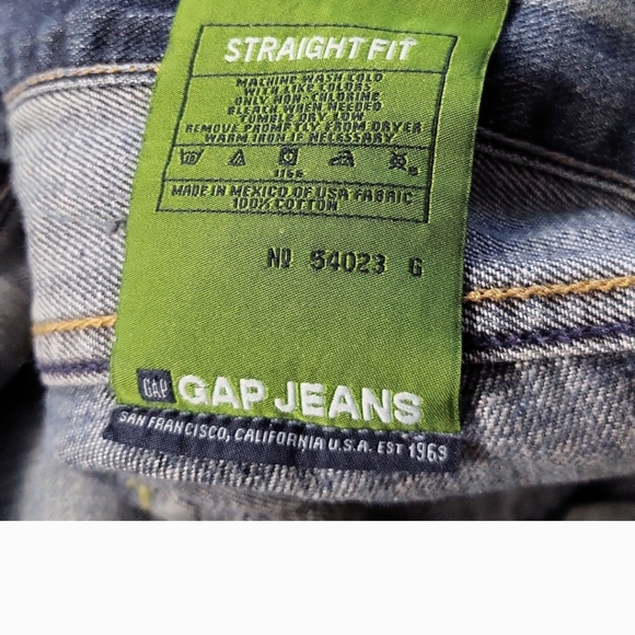 Old Navy Boot Cut low Rse jeans - Picture 6 of 8